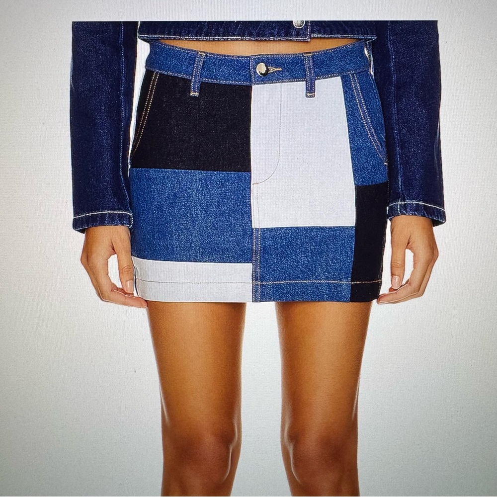 NWT : More To Come (Revolve) Korie Mini Skirt Medium